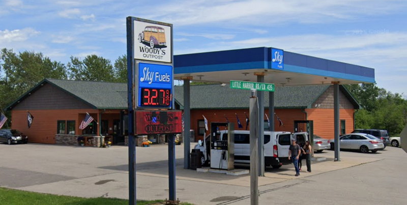 Woodys Outpost (Schaves Tourist Court, Grants Modern Tourist Court) - Now (newer photo)